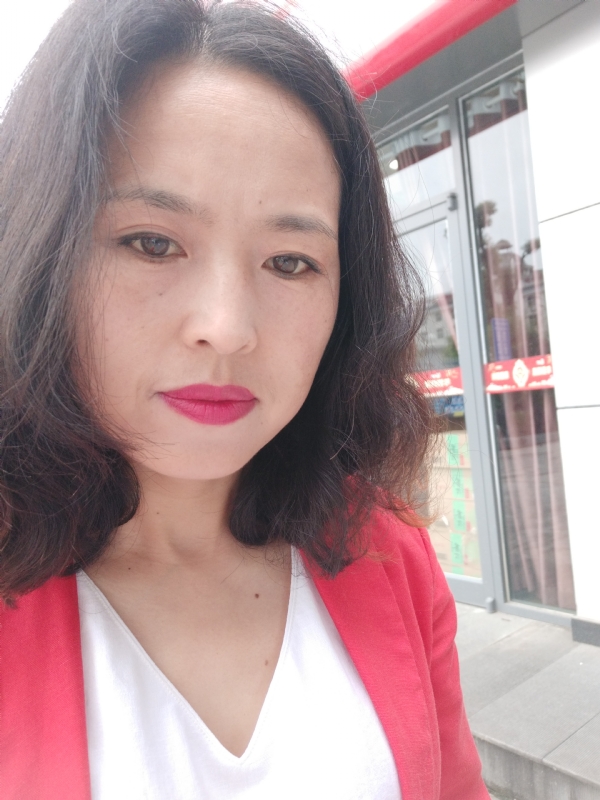 枫叶飘零的第一张照片--南安交友网