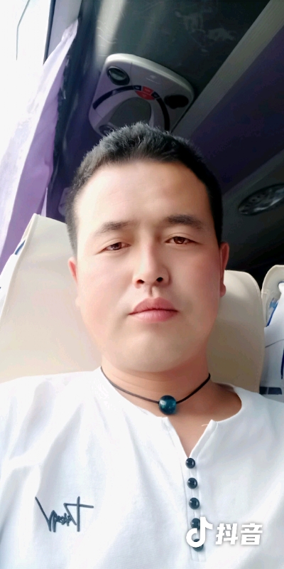 瞬间被爱上的第一张照片--南安交友网