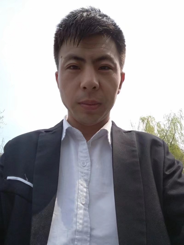 许以飞翔的第一张照片--南安交友网