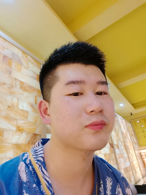 六月与阿十二的第一张照片--南安交友网