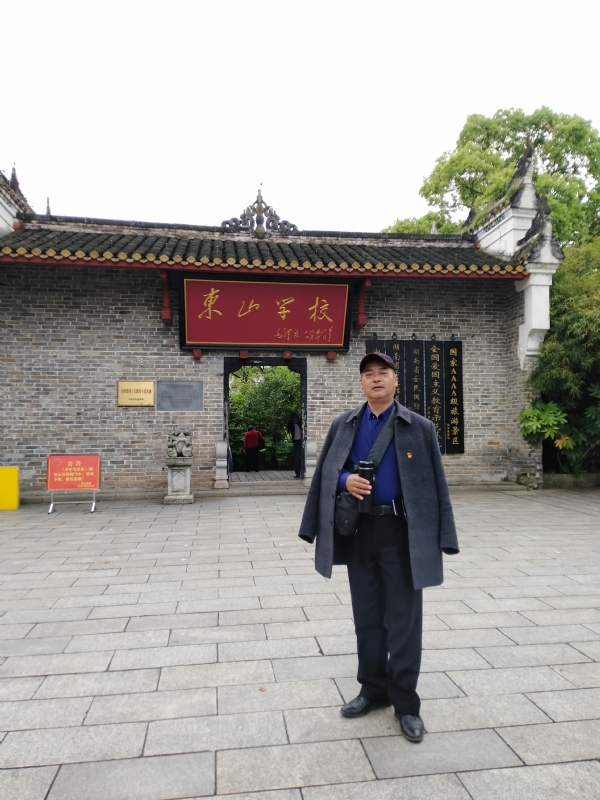 孤独的老帅的第二张照片--南安交友网