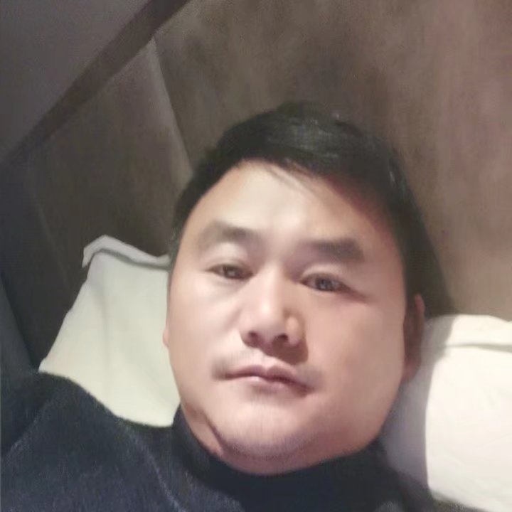 奔跑的第四张照片--南安交友网