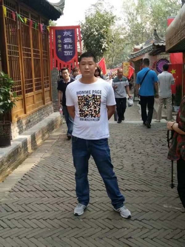 奥沙利龙的第二张照片--南安交友网