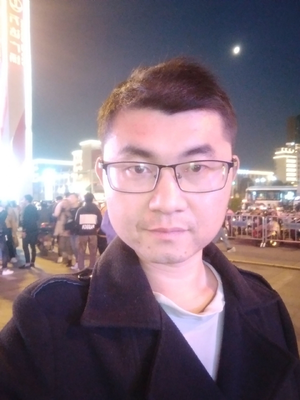 期待的第四张照片--南安交友网