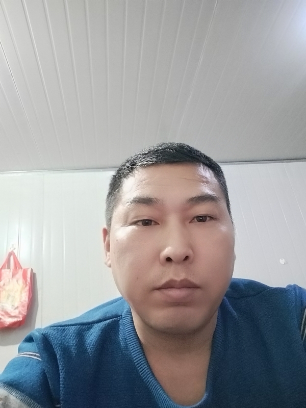 开着拖拉机去兜风的第一张照片--南安交友网