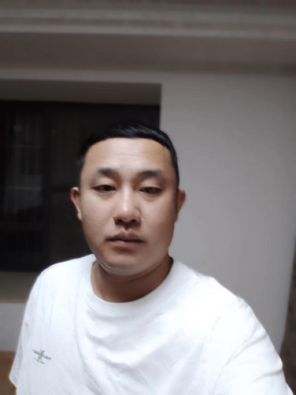 魔尊的第一张照片--南安交友网