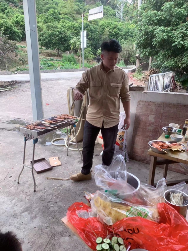 你黑我哟的第一张照片--南安交友网